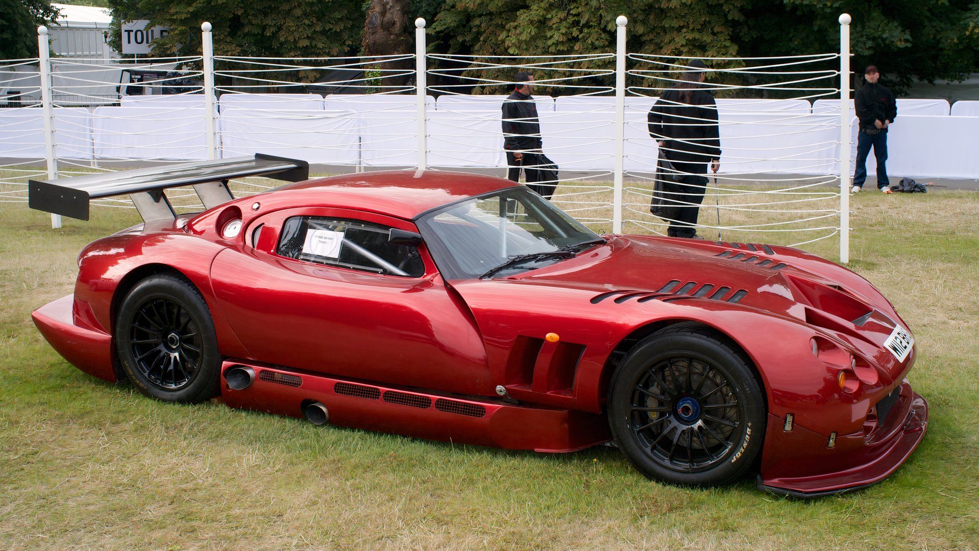 1997_TVR_Cerbera_Speed_12_(14365252789)