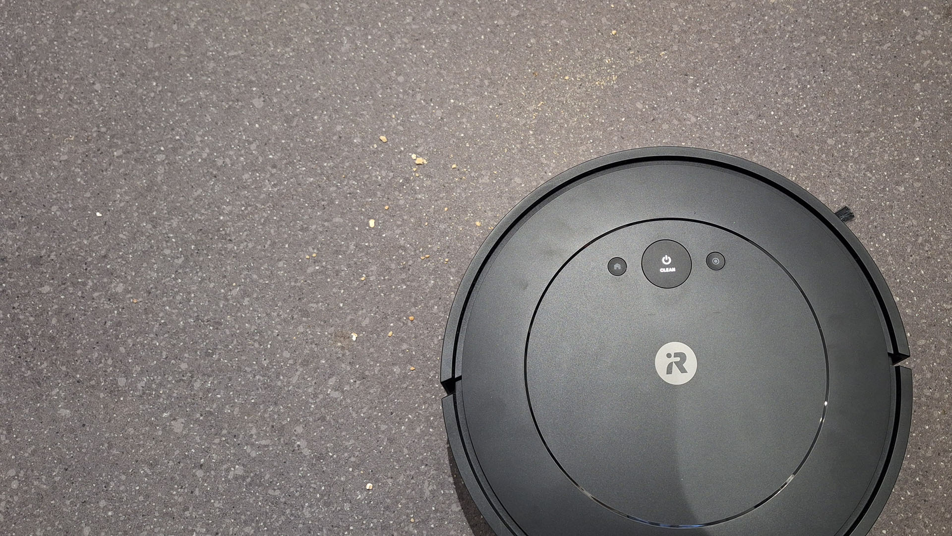 iRobot Roomba Combo Essential after a single pass on hard floor, vacuuming test