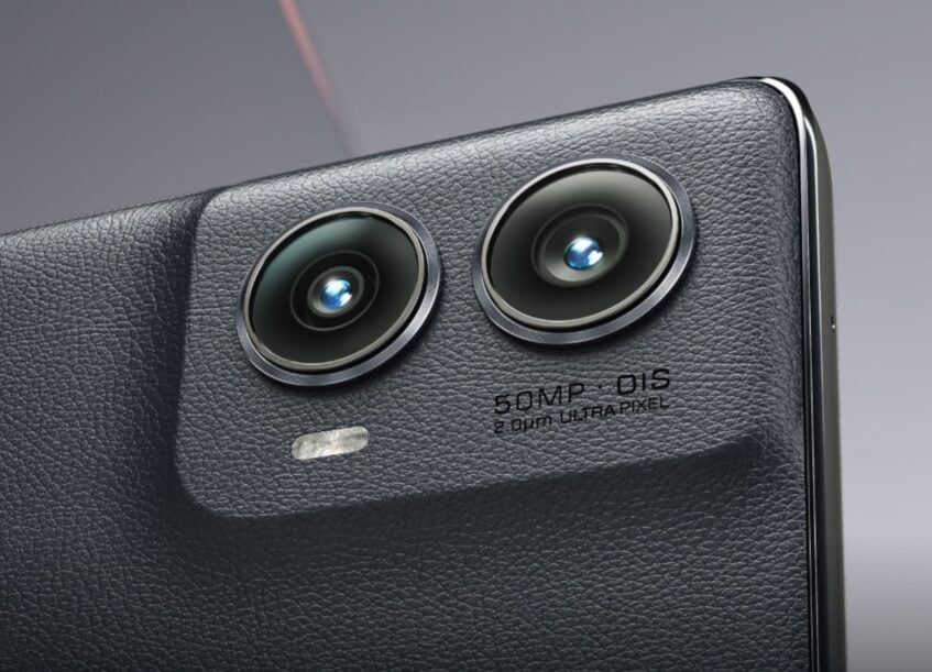 Close up view of the Motorola Edge 2024 camera