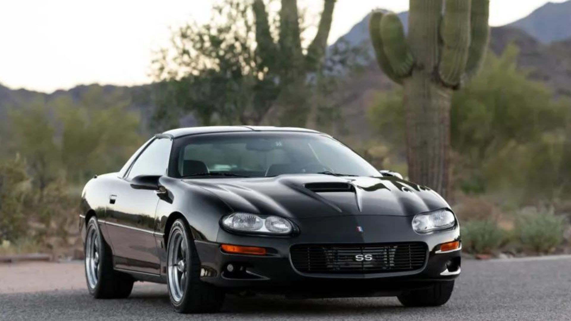 2001 Chevrolet Camaro Intimidator SS Coupe Front Shot