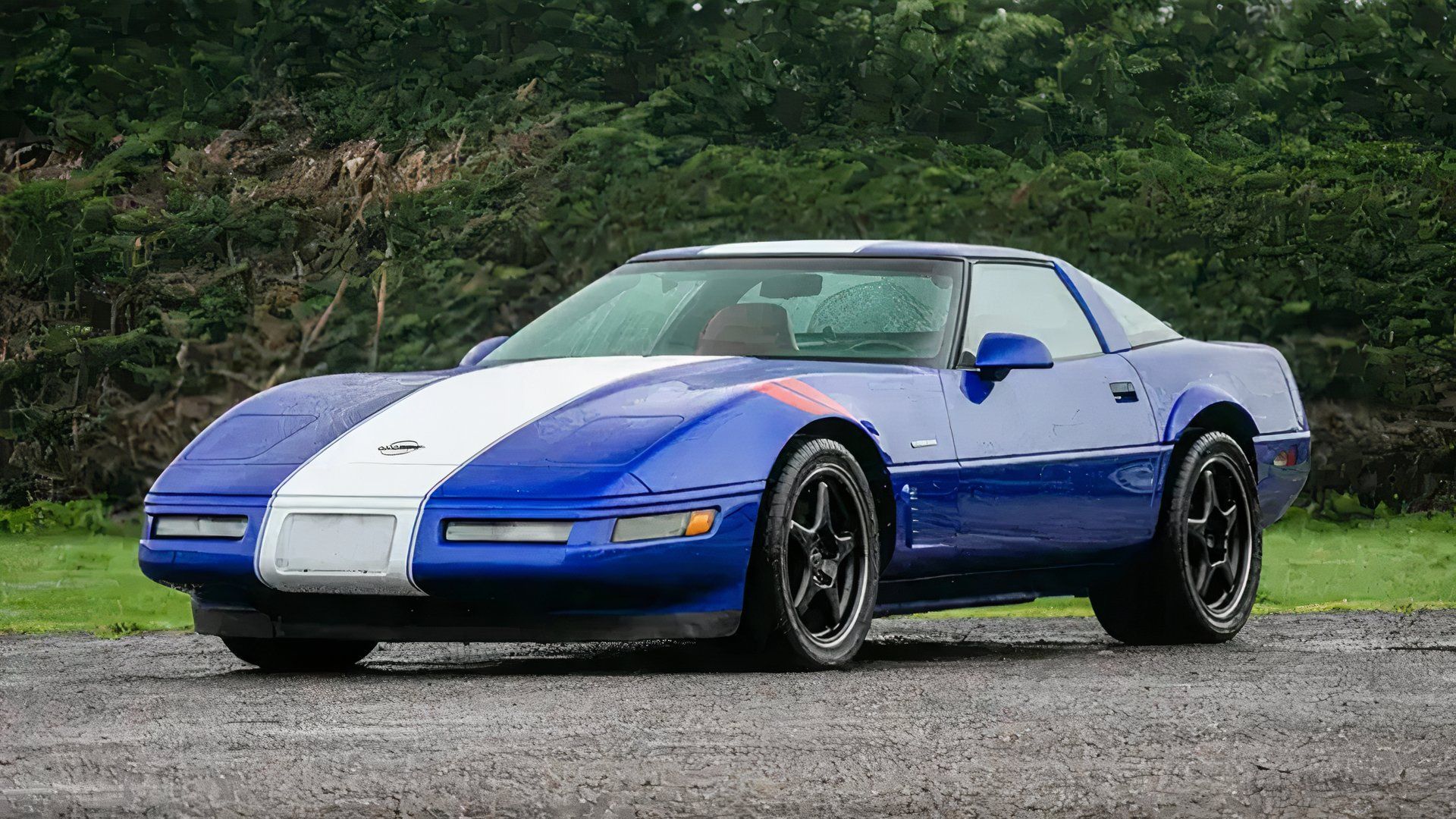 1996 Chevrolet Corvette Grand Sport, front quarter view