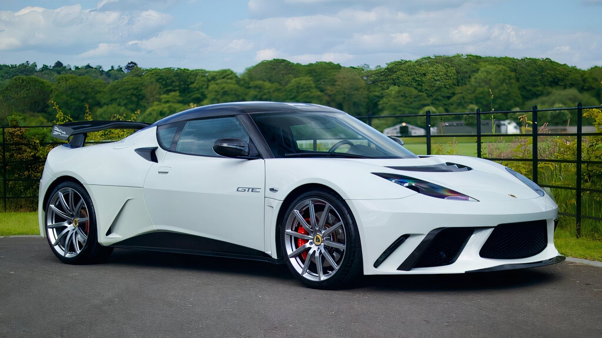 Lotus Evora GTE, front 3/4