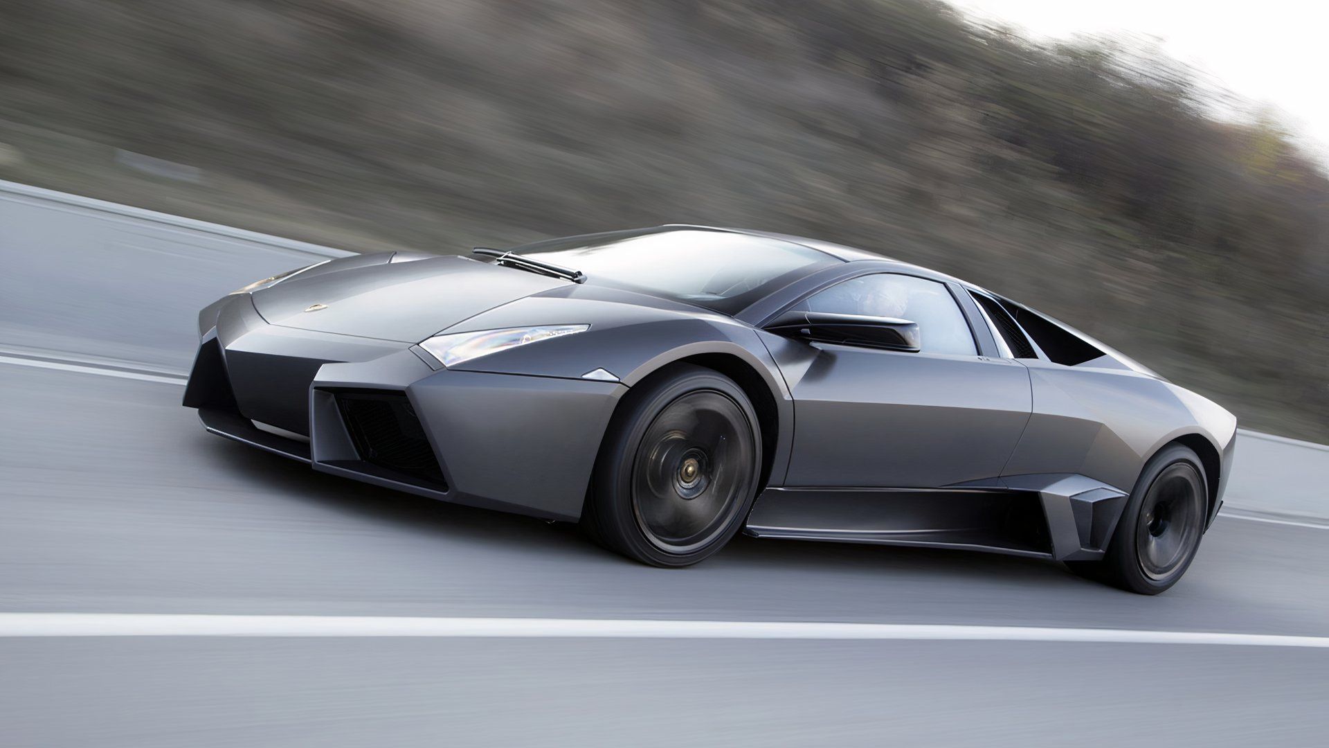 Lamborghini Reventon, front quarter view