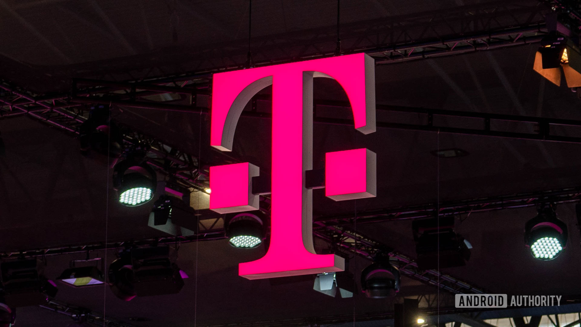 T Mobile logo