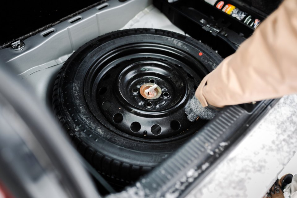 Just 10% of cars come equipped with a full-sized spare tire, according to Consumer Reports