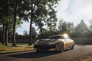 SM Tribute by DS Automobiles