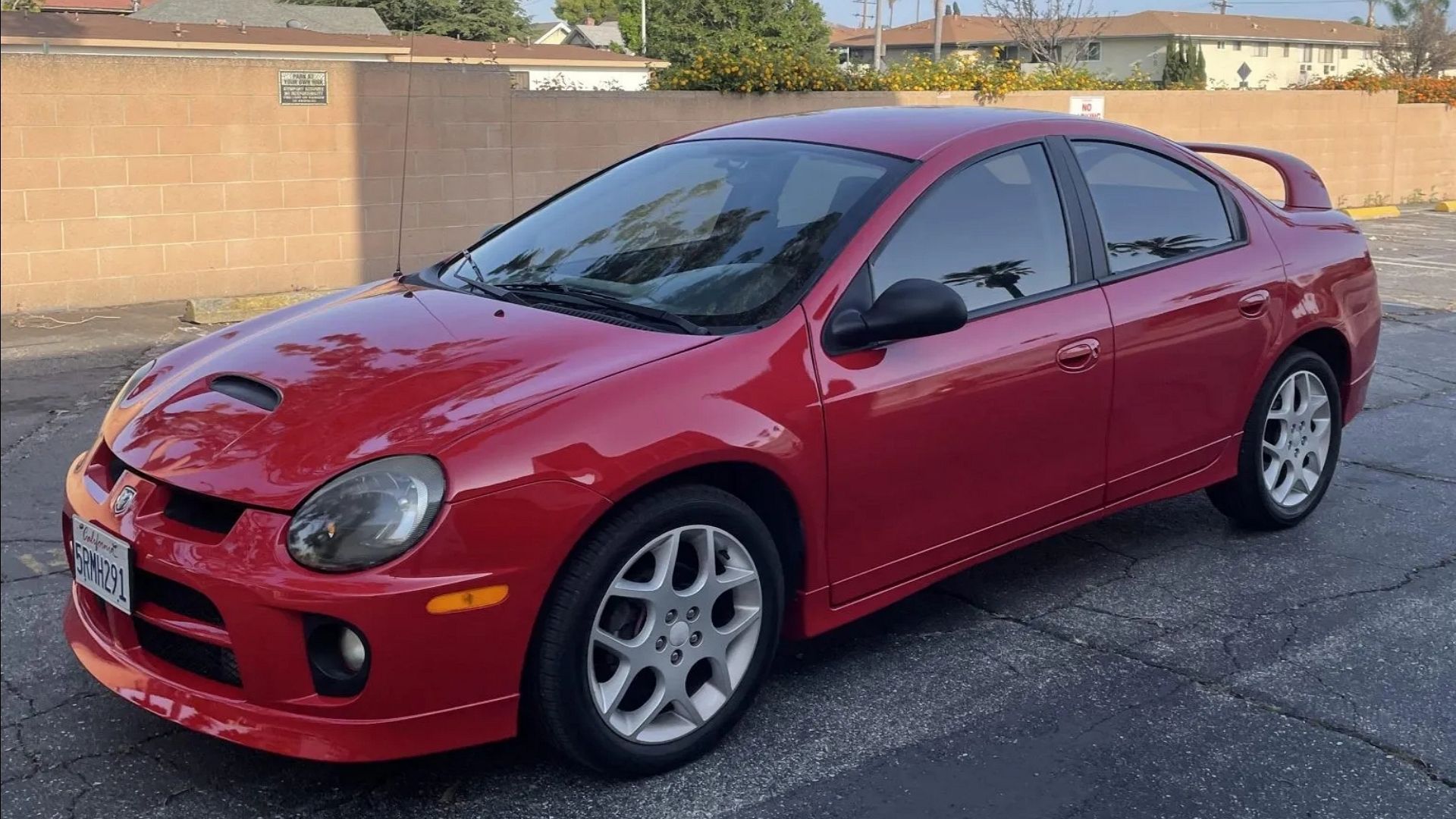 Red 2004 Dodge Neon SRT-4