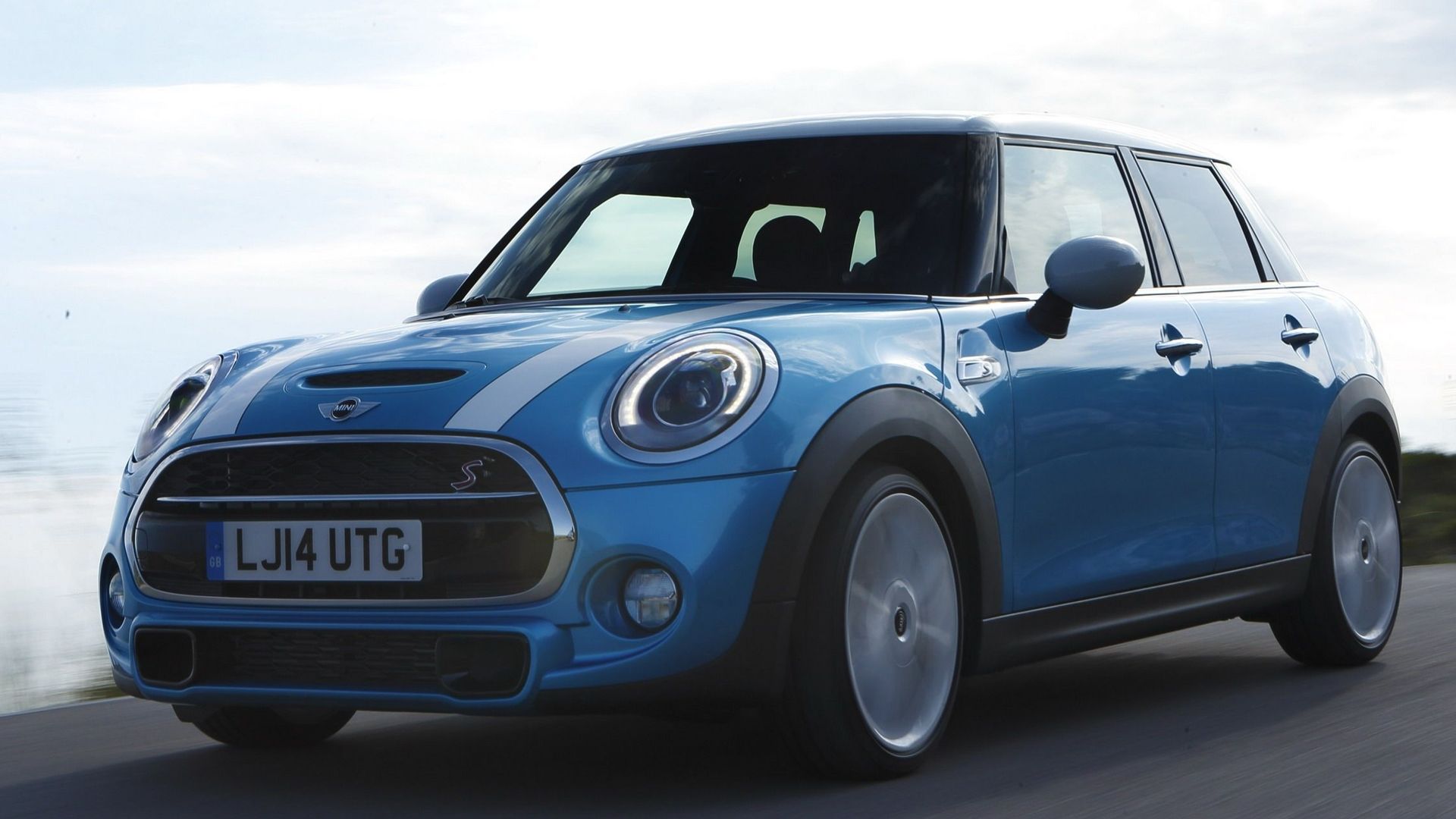 Blue 2015 Mini Cooper S