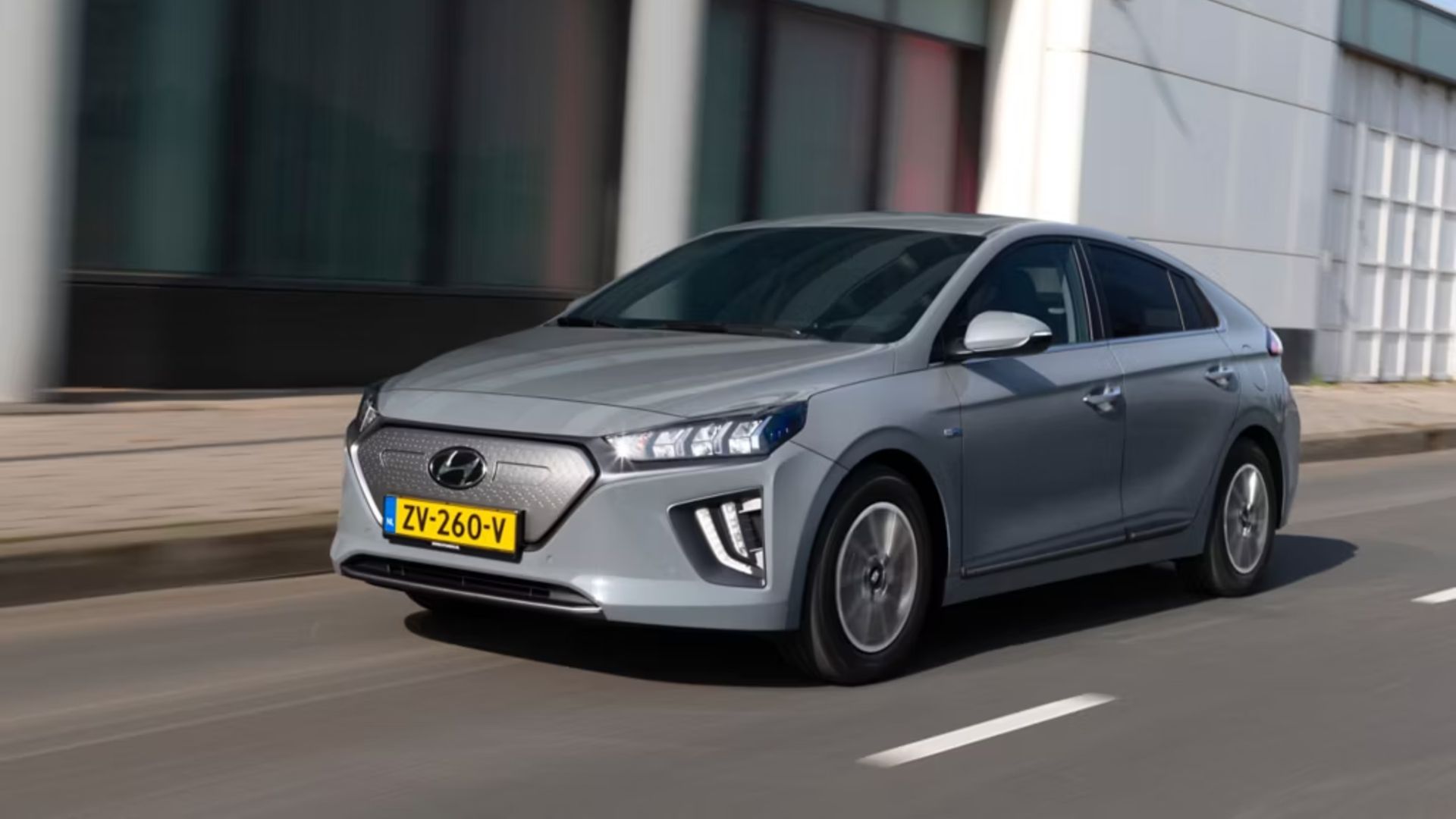 Hyundai Ioniq Electric Driving