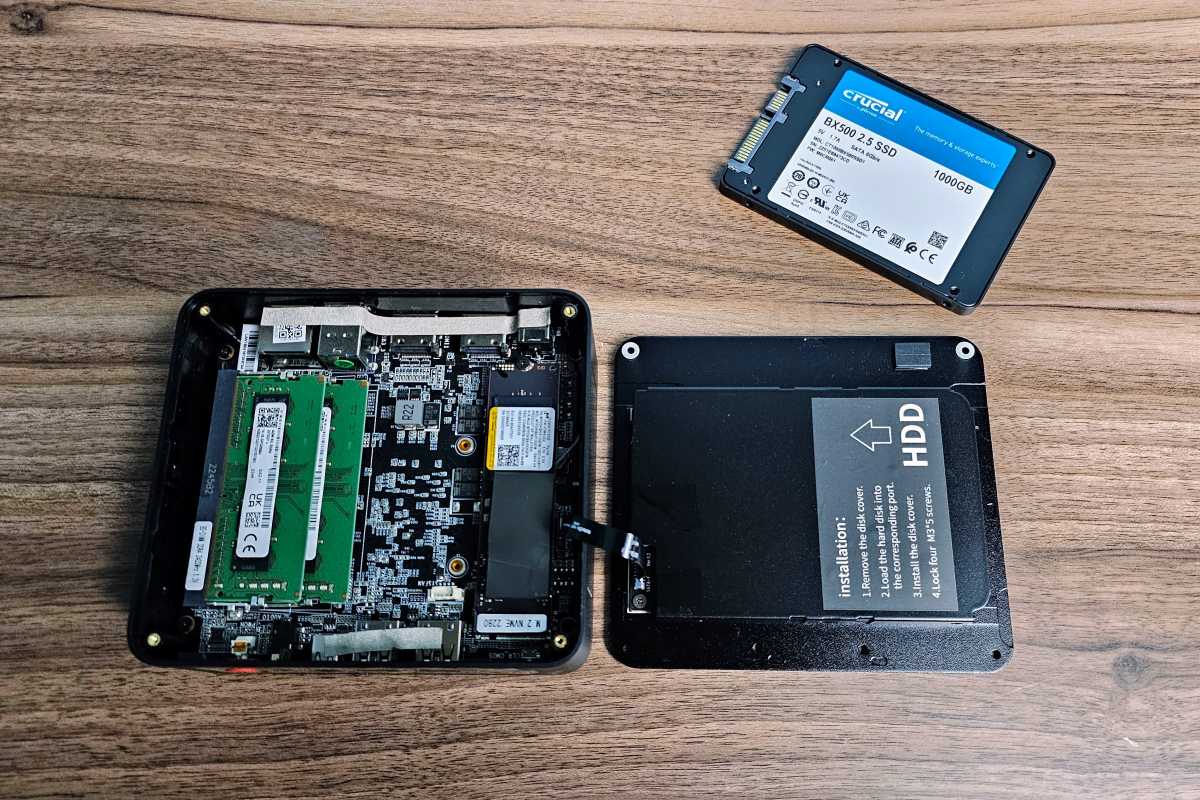 Beelink SER5 internals, with a slot for a 2.5-inch solid state drive.