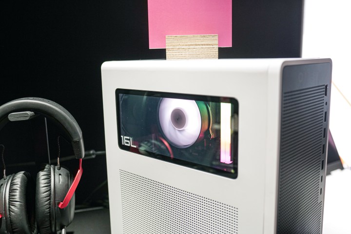 A window on the HP Omen 16L gaming desktop.