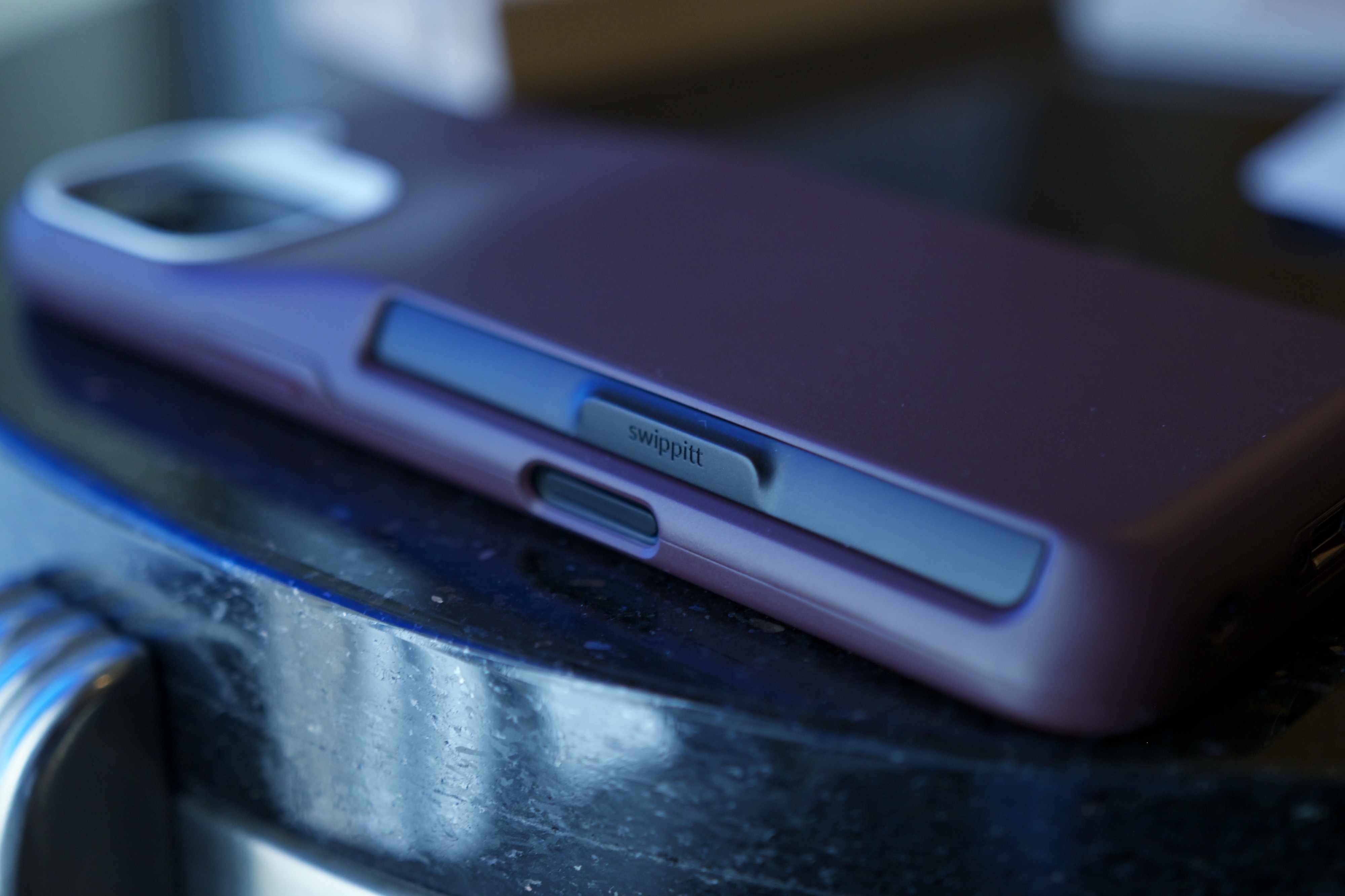 The side of a Swippitt Link case, showing the battery pack.