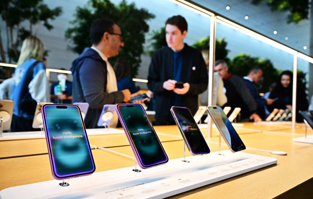 An Apple Store in Los Angeles, California. Photo: AFP