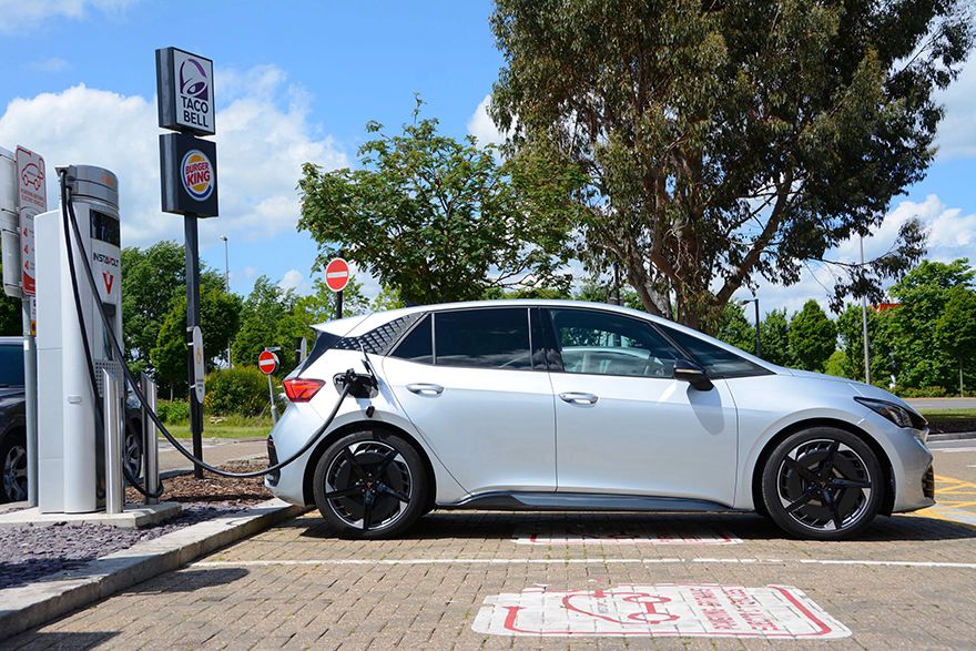 Electric car sales to increase to 440,000 in 2025