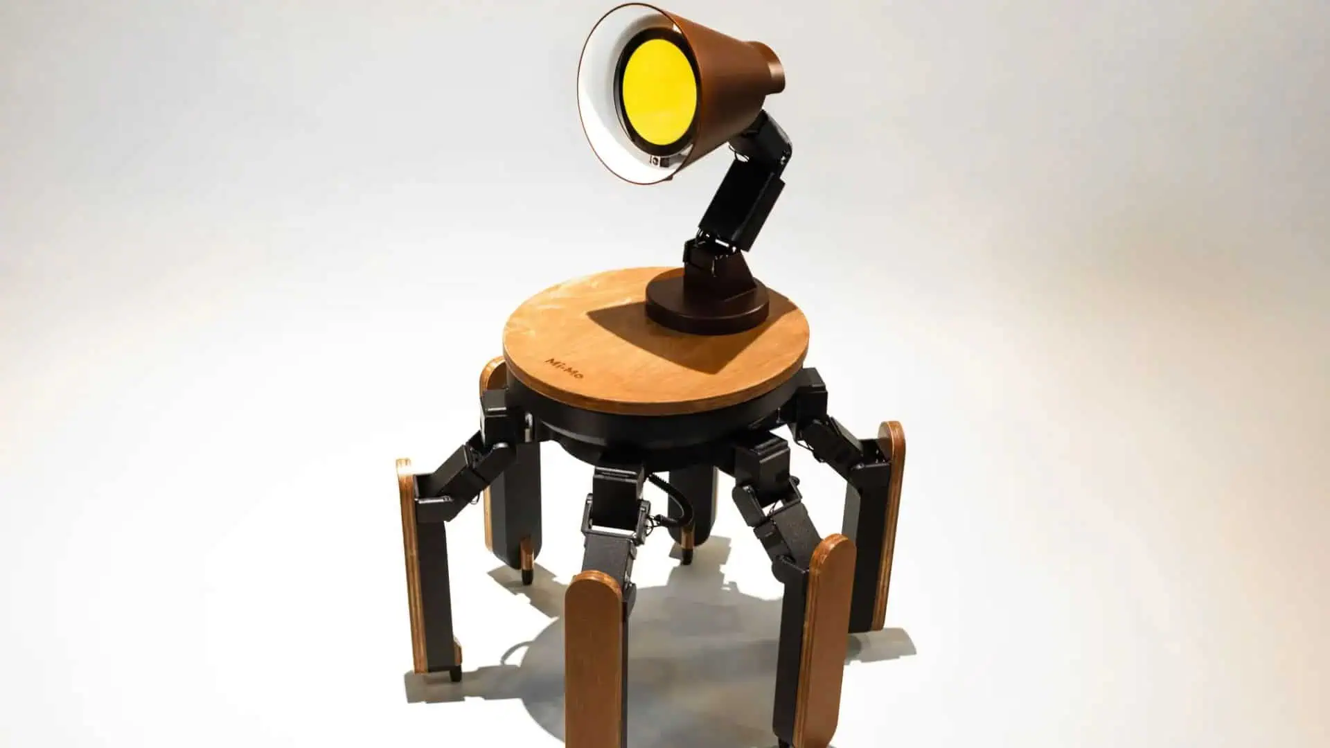 Mi Mo robot lamp CES (1)