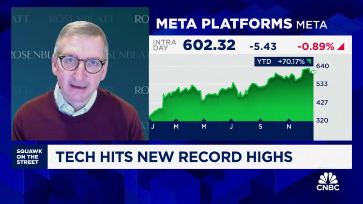 Meta: Here's why Rosenblatt Securities has set a price target of $811 for the stock