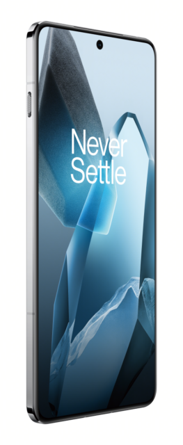 OnePlus 13, OnePlus 13R Go Global as 2025's First Major Launch 15