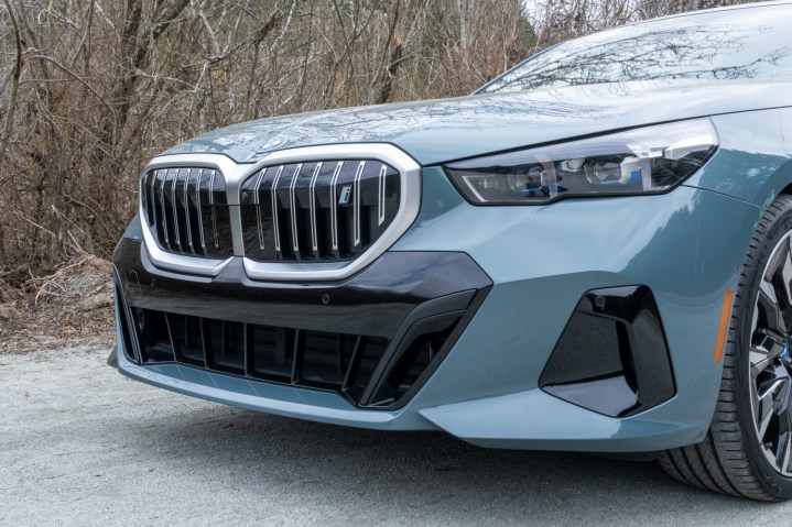 BMW i5 front