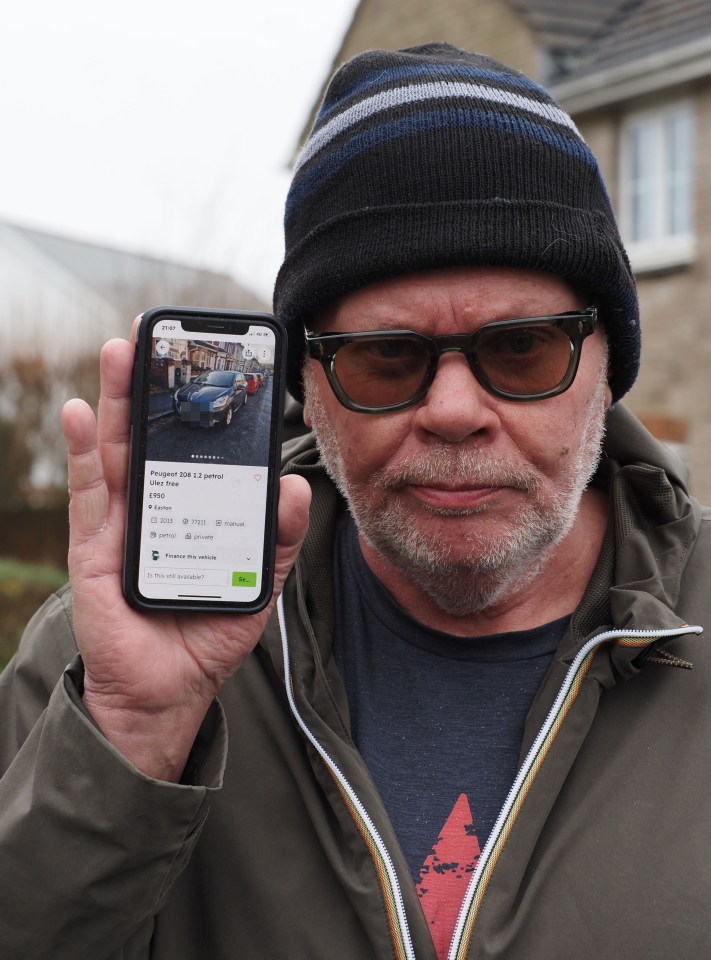 Smartphone displaying Gumtree ad for a Peugeot 208.