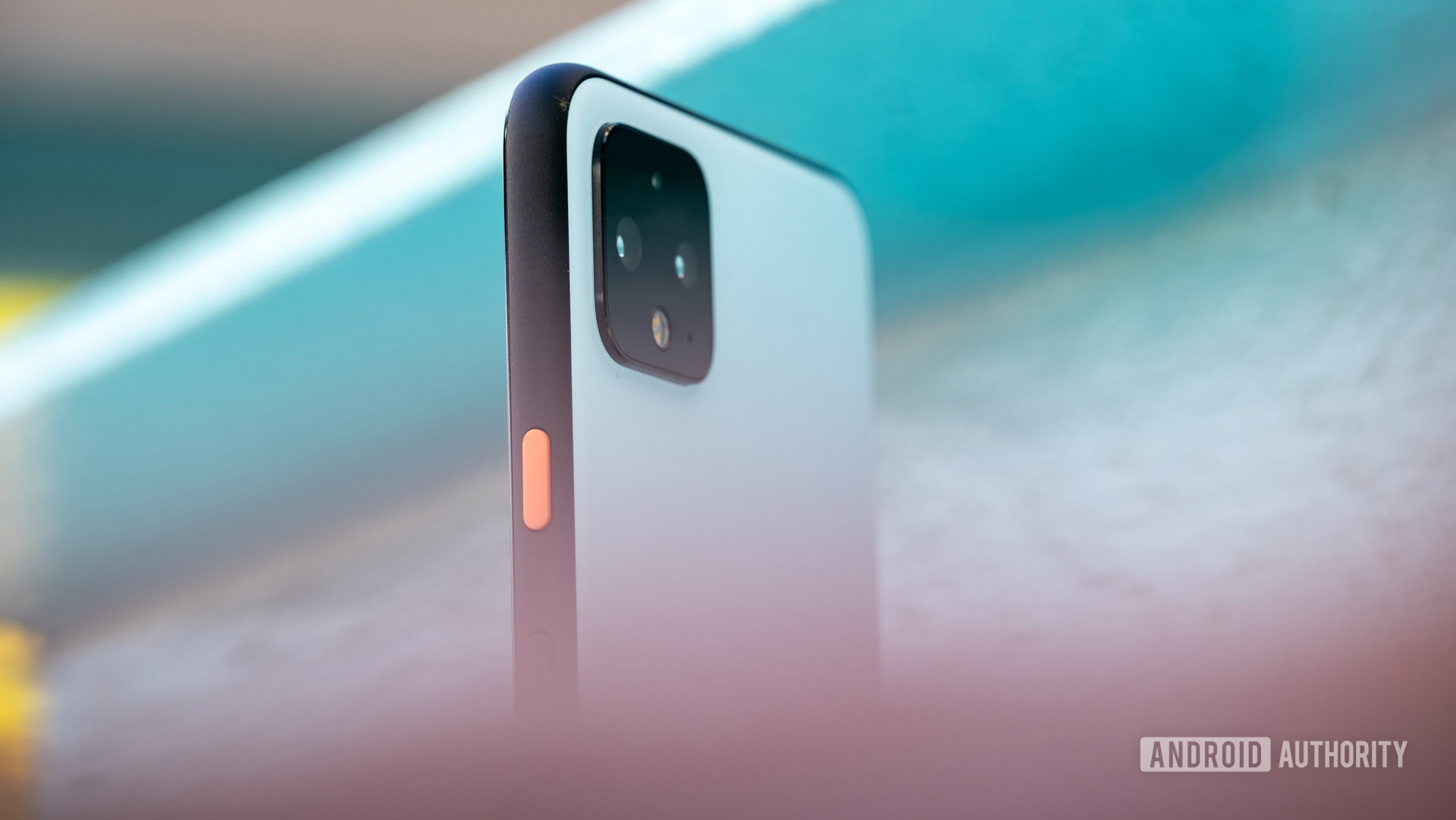 Google Pixel 4 XL design angle view 12