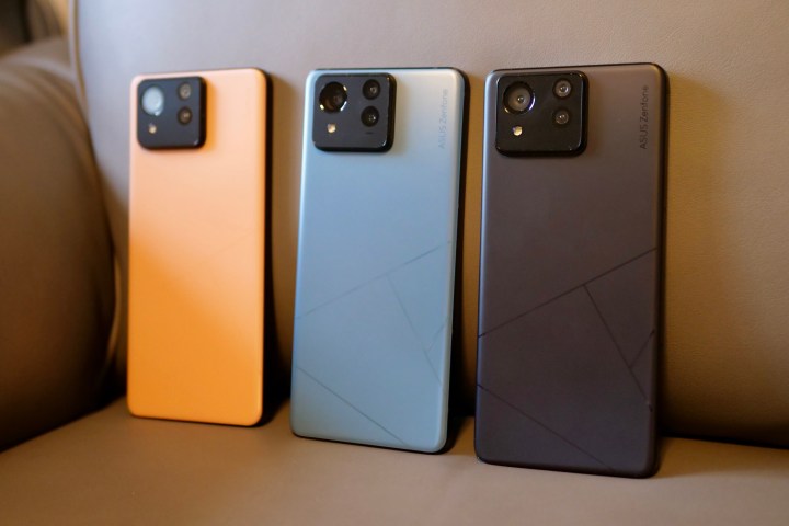 Various Asus Zenfone 11 Ultra colors.