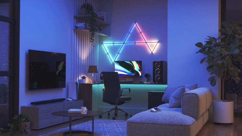 Line shaped lights on living room wall