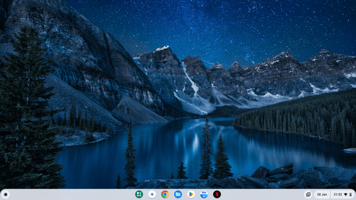 Freshly booted ChromeOS with mountain nature background