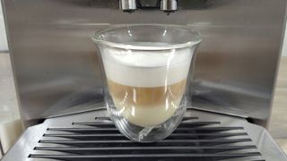 Latte macchiato prepared using Siemens EQ900 Plus coffee maker