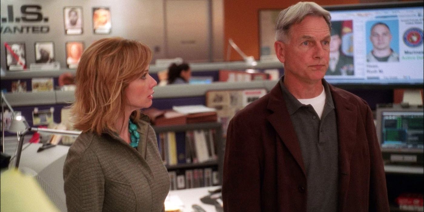 Lauren Holly as Jenny Shepard talks to Mark Harmon as Jethro Gibbs on NCIS