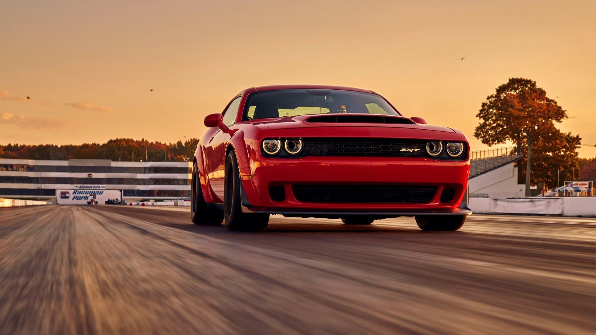 2018 Dodge Challenger Demon, Red, On The Track