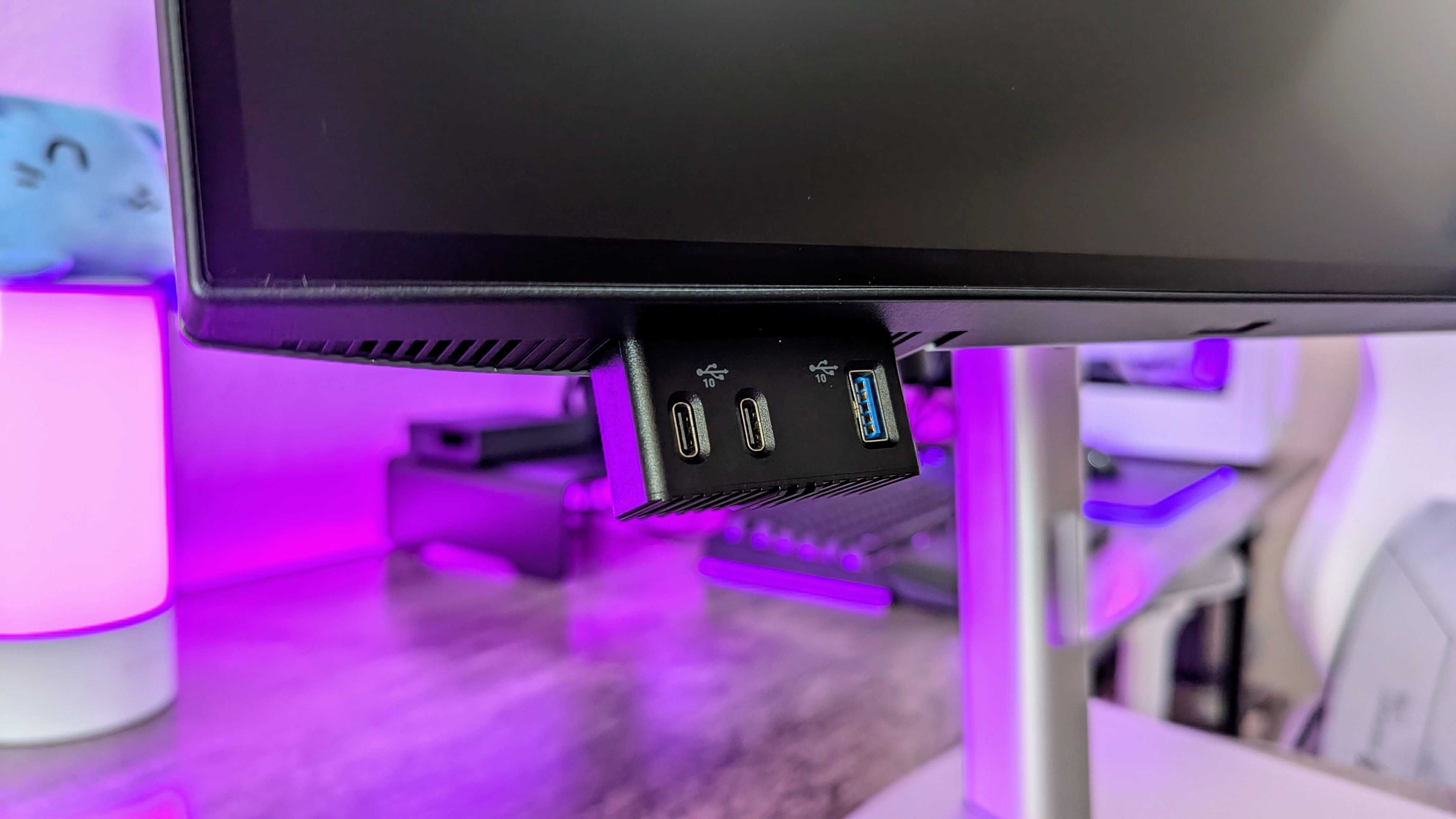 Image of the Dell UltraSharp 27 4K Thunderbolt Hub Monitor (U2725QE).