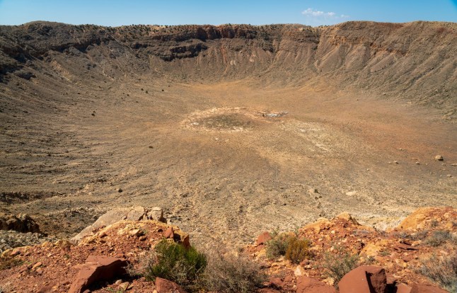 Meteor Crater's large impact zone