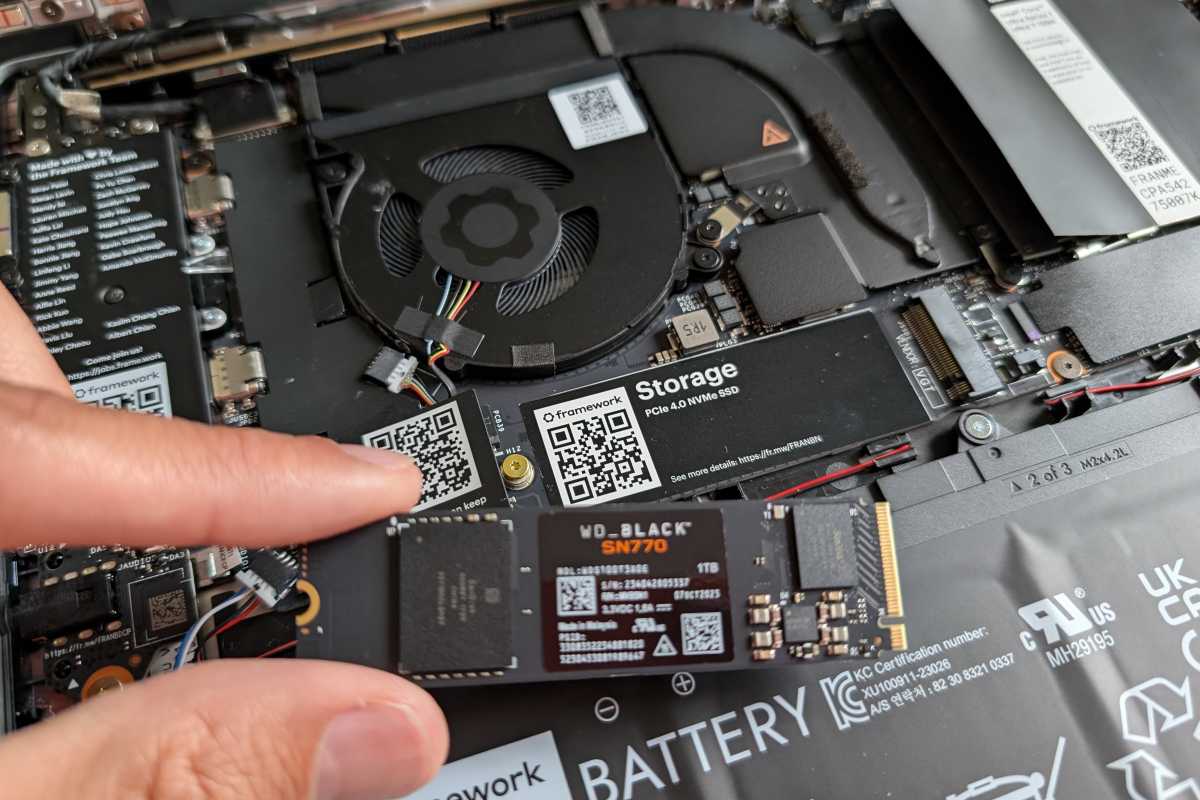 Framework Laptop 13 installing SSD