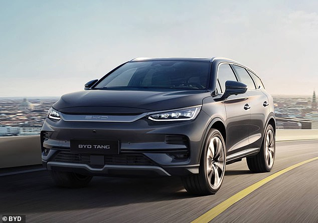 The Super e-Platform also underpins the revised Tang L SUV, which will cost around £30,600 in China (inclusive of government subsidies) when it goes on sale in China later in 2025