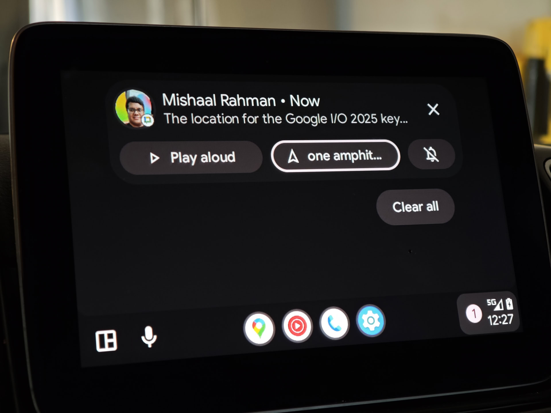 Quick navigation button in notification in Android Auto